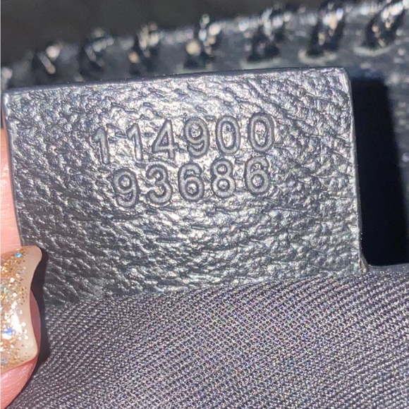 Gucci Black Monogram Shoulder Bag - Picture 8 of 10